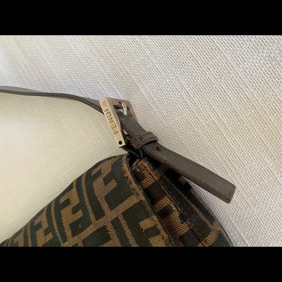 Fendi Zucca Baguette - Picture 2 of 10